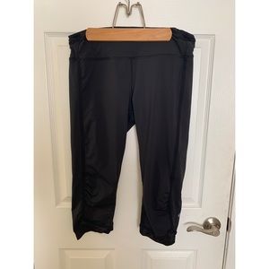 Lululemon cropped workout legging